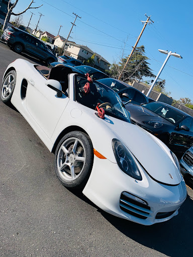 Cln Mobile Auto & Truck Glass Repair & Replacement image