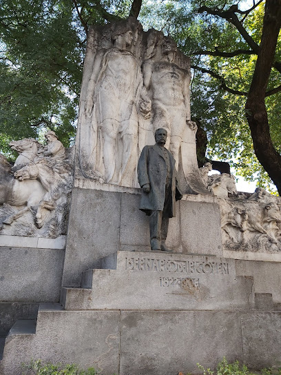 Monumento a Bernardo de Irigoyen