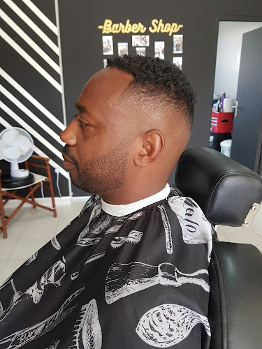 Golden Kutz Barbershop - Entroncamento