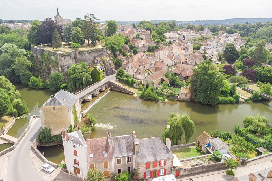 Le Camping du Sans Souci à Fresnay-sur-Sarthe (Sarthe 72)