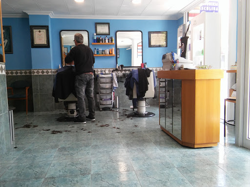 Perruqueria Masculina Àngel en Corró d'Avall, Barcelona
