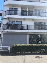パリ美容室