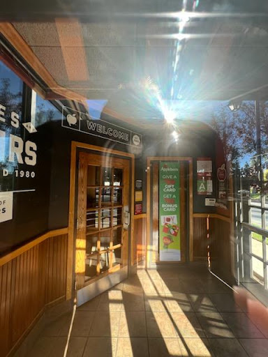 Applebees Grill Bar image