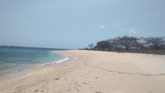 Prapat Agung Beach