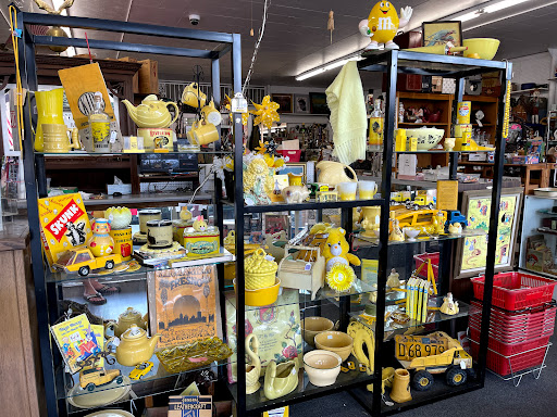 Clovis Antique Mall image