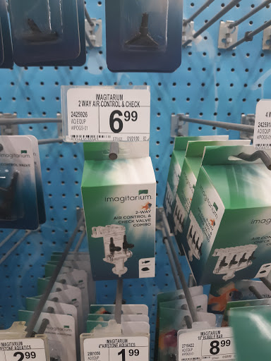 Pet Supply Store «Petco Animal Supplies», reviews and photos, 1311 E Army Post Rd, Des Moines, IA 50315, USA