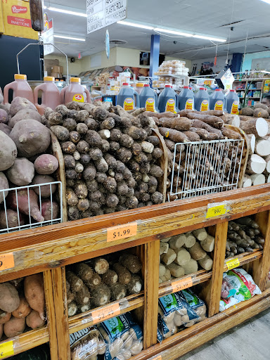 Grocery Store «Bravo Supermarkets», reviews and photos, 228 Penn St, Reading, PA 19602, USA