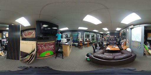 Tobacco Shop «Knuckleheads Tobacco & Gifts», reviews and photos, 550 State St, Madison, WI 53703, USA