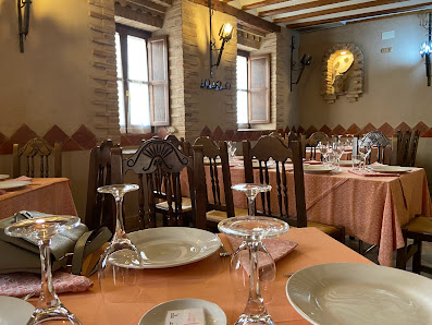 Restaurante TresCulturas C. San Martín, 30, 34310 Becerril de Campos, Palencia, España