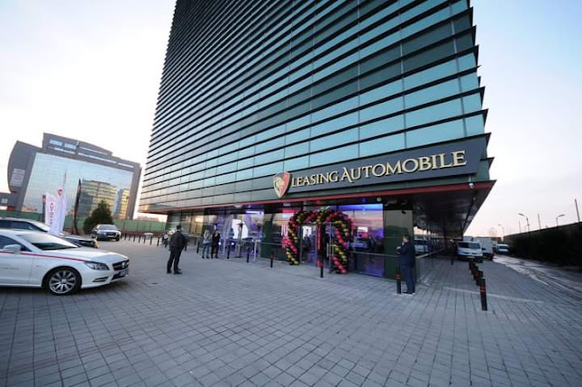 Leasing automobile