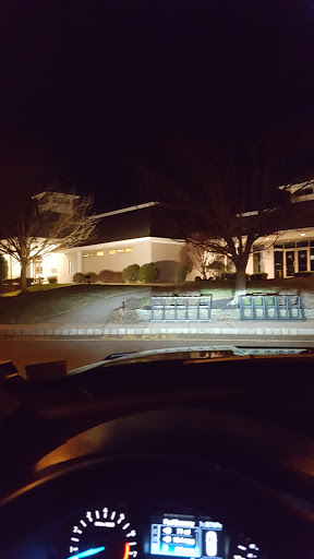 Golf Course «Knob Hill Golf Course», reviews and photos, 1 Shinnecock Dr, Manalapan Township, NJ 07726, USA