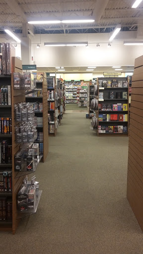 Book Store «Barnes & Noble Booksellers Fredericksburg/ Central Park», reviews and photos, 1220 Carl D. Silver Parkway, Fredericksburg, VA 22401, USA