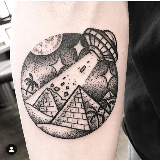 Tattoo Shop «Bulldog Tattoo Parlor», reviews and photos, 3530 Martin Way E, Olympia, WA 98506, USA