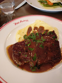 Steak du Restaurant français Le Petit Pontoise à Paris - n°13