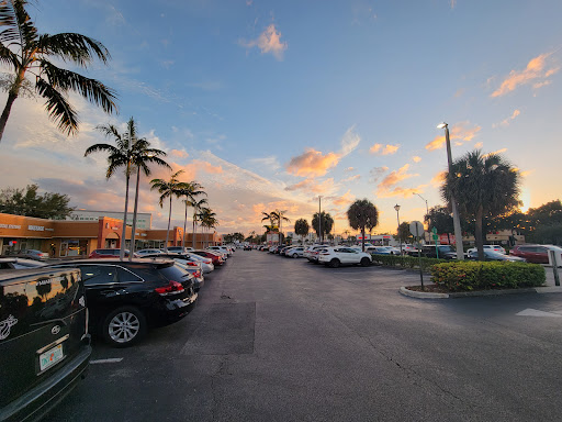 Shopping Mall «Keystone Shopping Center», reviews and photos, 12553 Biscayne Blvd, North Miami, FL 33181, USA