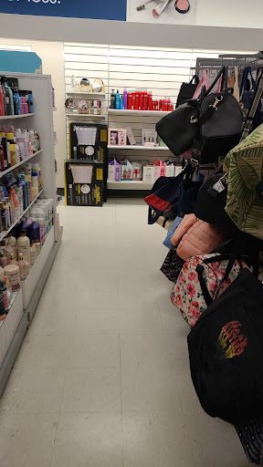 Department Store «Marshalls», reviews and photos, 90 Pleasant Valley Rd., Methuen, MA 01844, USA