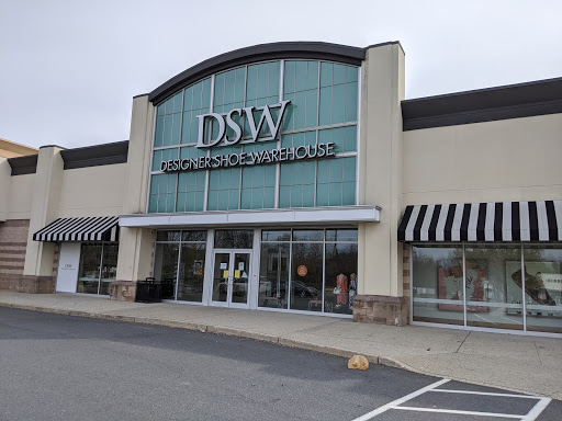 Shoe Store «DSW Designer Shoe Warehouse», reviews and photos, 530 W Mt Pleasant Ave, Livingston, NJ 07039, USA