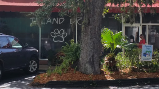 Pet Store «Island Dog», reviews and photos, 410 Mallery St, Saint Simons Island, GA 31522, USA