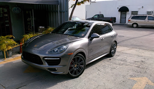 Auto Body Shop «A Auto Tech Inc», reviews and photos, 3051 SW 38th Ct, Miami, FL 33146, USA