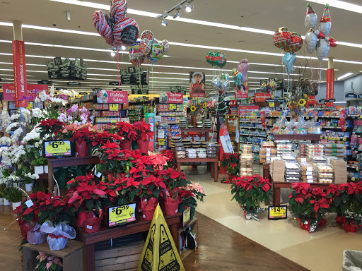 Grocery Store «Ralphs», reviews and photos, 14440 Burbank Blvd, Sherman Oaks, CA 91401, USA