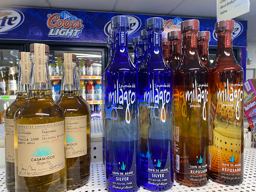 Convenience Store «University Convenience», reviews and photos, 102 University Ave, Lowell, MA 01854, USA