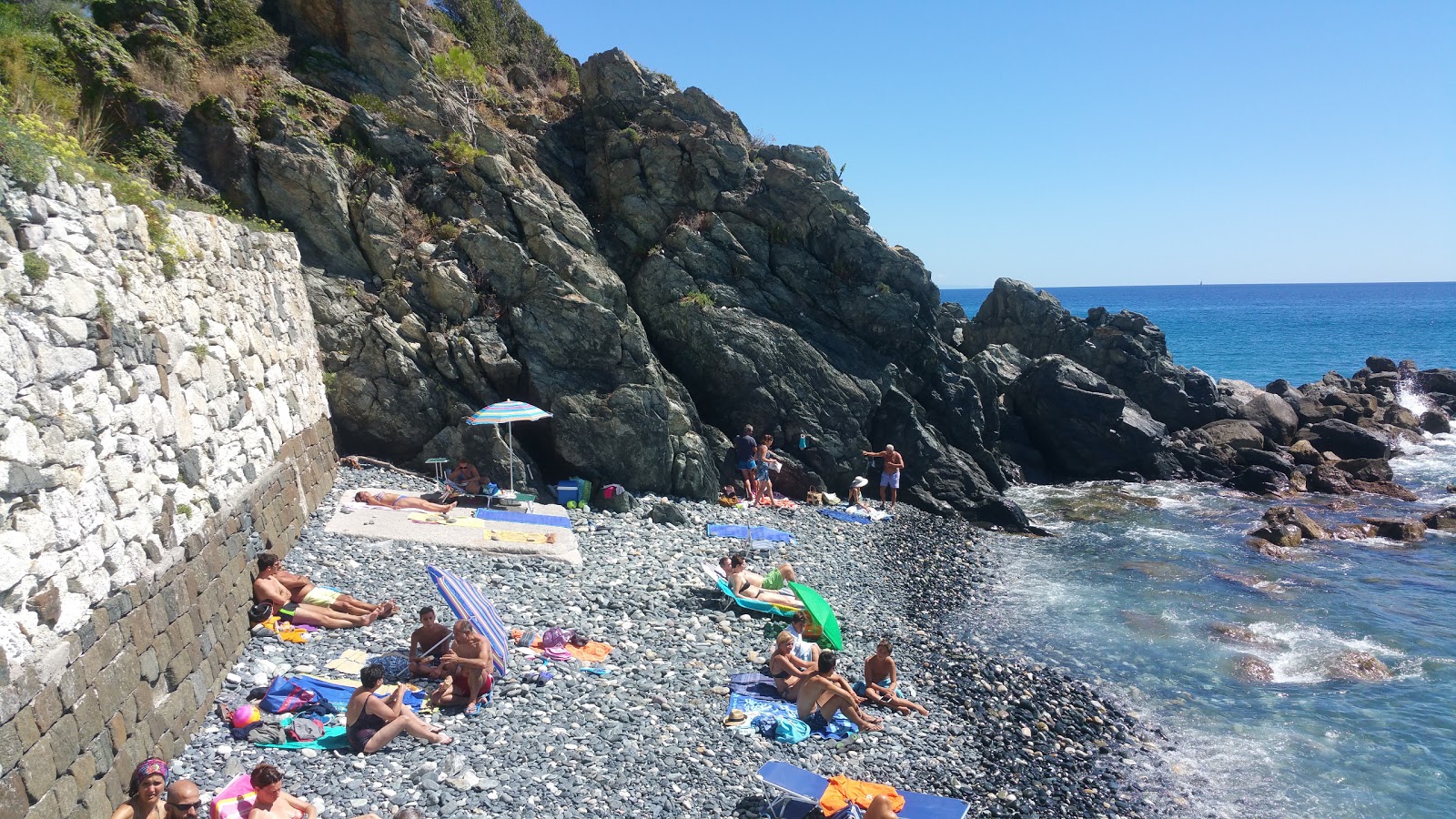 Foto av Spiaggia libera Abbelinou med rak strand