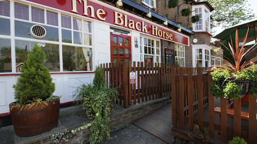 THE BLACK HORSE EASTCOTE