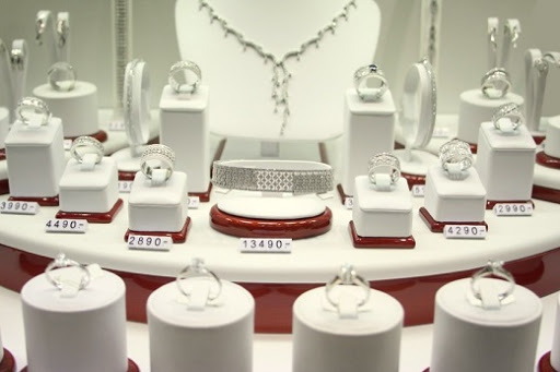 Jewelry Store «Thompson Jewelers», reviews and photos, 2558 E Colonial Dr, Orlando, FL 32803, USA