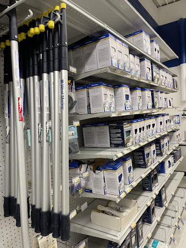 Marine Supply Store «West Marine», reviews and photos, 4141 S 76th St, Greenfield, WI 53220, USA