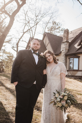 Florist «Chippewa Valley Floral», reviews and photos, 507 S Barstow St, Eau Claire, WI 54701, USA