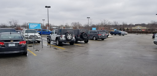 Grocery Store «Schnucks», reviews and photos, 6083 Mid Rivers Mall Dr, St Charles, MO 63304, USA