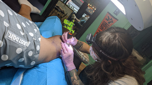 Tattoo Shop «Black Rabbit Tattoo», reviews and photos, 17 N Belmont Ave, Richmond, VA 23221, USA