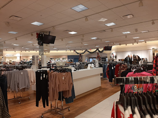 Department Store «Von Maur», reviews and photos, 1530 Polaris Pkwy, Columbus, OH 43240, USA