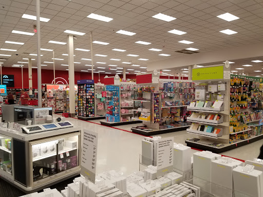 Department Store «Target», reviews and photos, 1050 Brandywine Pkwy, Wilmington, DE 19803, USA