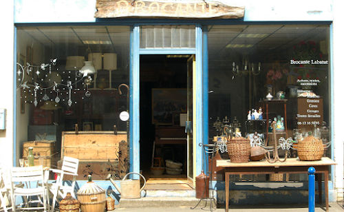 Brocante Labatut à Nérondes