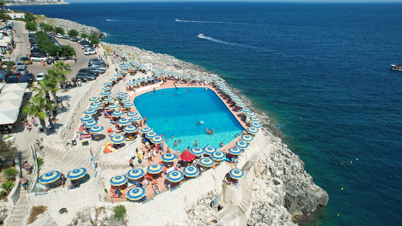 Foto von Zinzulusa Beach strandresort-gebiet