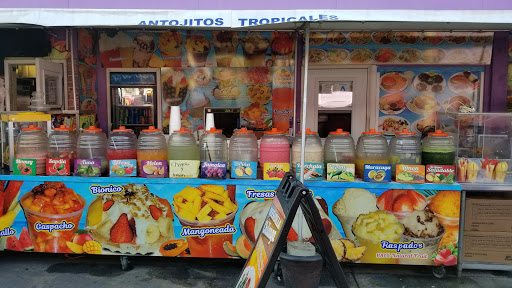 Shopping Mall «Los Amigos Mall», reviews and photos, 307 E Jefferson Blvd, Los Angeles, CA 90011, USA