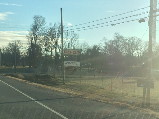 Hardware Store «Eagleville Farmers Co-op», reviews and photos, 1217 N Main St, Eagleville, TN 37060, USA