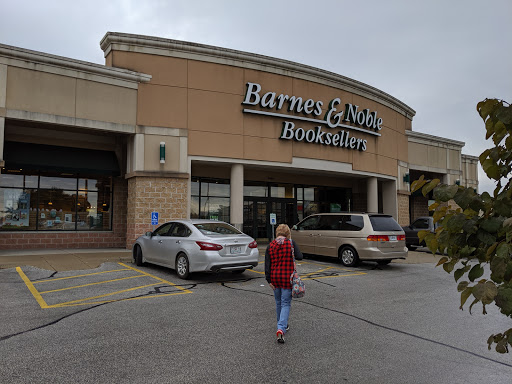Barnes & Noble, 3055 S Glenstone Ave, Springfield, MO 65804, USA, 