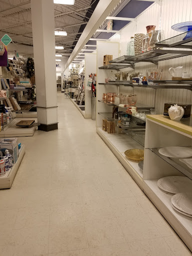 Department Store «Marshalls», reviews and photos, 1585 Plymouth Rd, Minnetonka, MN 55305, USA