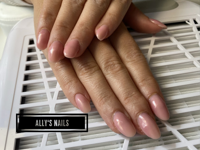 Ally's Nails - Schönheitssalon