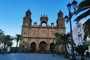 Plaza de Santa Ana image