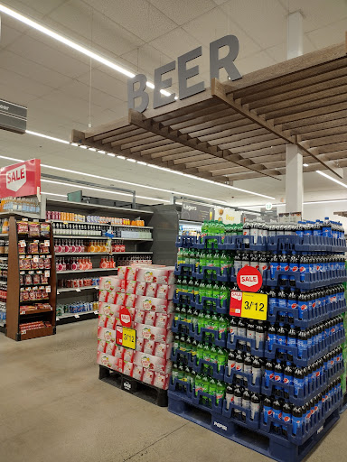 Grocery Store «Stop & Shop», reviews and photos, 44 Fenn Rd, Newington, CT 06111, USA