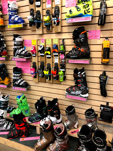 Outdoor Sports Store «Outdoor Gear Exchange», reviews and photos, 37 Church St, Burlington, VT 05401, USA