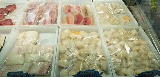Seafood Market «Big Catch Seafood», reviews and photos, 132 Hulme St, Mt Holly, NJ 08060, USA