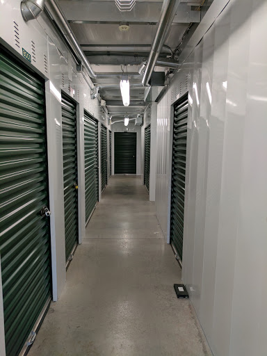 Self-Storage Facility «The Storage Center on Sullivan Trail», reviews and photos, 1350 Uhler Rd, Easton, PA 18040, USA