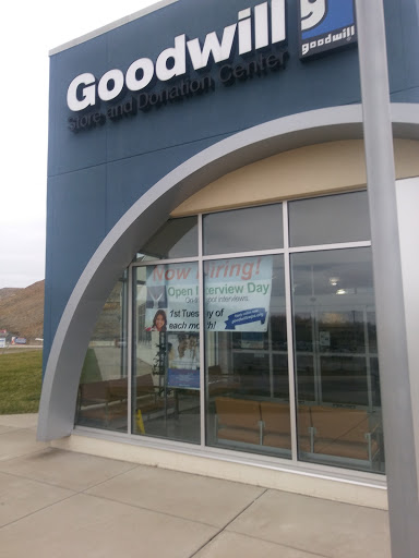 Thrift Store «Goodwill», reviews and photos
