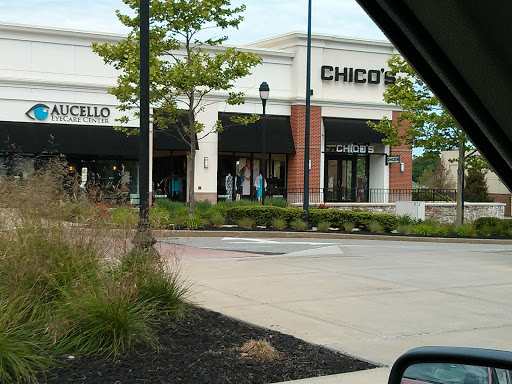 Shopping Mall «The Promenade Shops at Evergreen Walk», reviews and photos, 501 Evergreen Way #503, South Windsor, CT 06074, USA