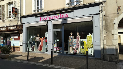 Ewanelia à Montoire-sur-le-Loir