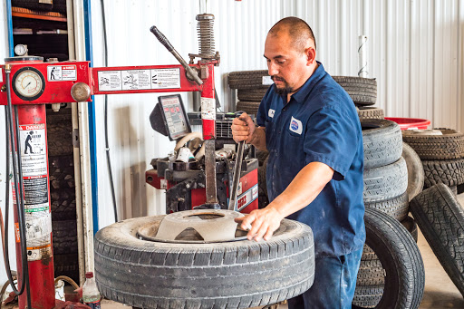 Tire Shop «Beasley Tire Service Inc.», reviews and photos, 209 Park Pl, Kenedy, TX 78119, USA
